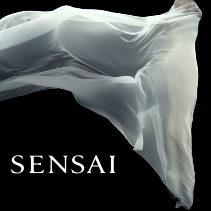 Bibułki matujące Kanebo od Sensai: Face Fresh Paper z serii Silky Purifying – czy wiesz, jak ich używać?